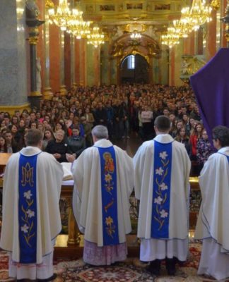 Pielgrzymka Maturzystów Diecezji Sandomierskiej na Jasną Górę