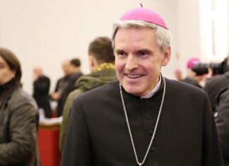 Bp Nitkiewicz: pielgrzymka papieża do Iraku to wielkie wsparcie dla chrześcijan