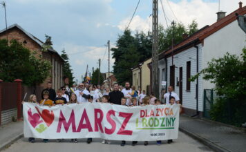 Poszli za życiem i rodziną