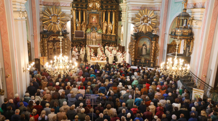 Różaniec otwiera serca na Boga