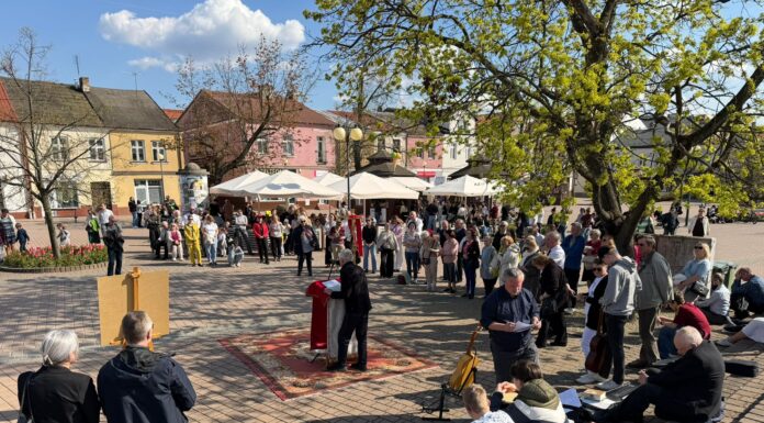 Wielkie Misje na placach: Ewangelizacja na tarnobrzeskim rynku