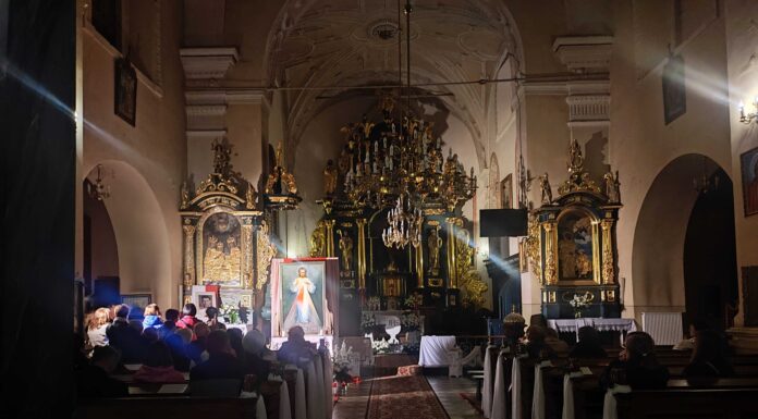 Par. pw. Wniebowzięcia NMP w Koniemłotach