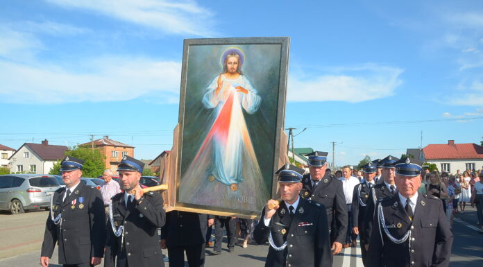 Par. pw. Najświętszego Serca Pana Jezusa w Woli Baranowskiej
