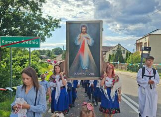 Par. pw. Św. Marii Magdaleny w Kurzynie