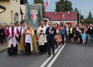 Par. pw. Św. Jana Chrzciciela i Św. Barbary w Ulanowie