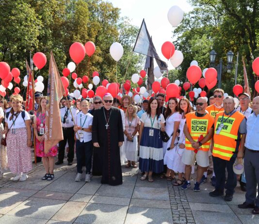 Diecezja Sandomierska u stóp Maryi na Jasnej Górze